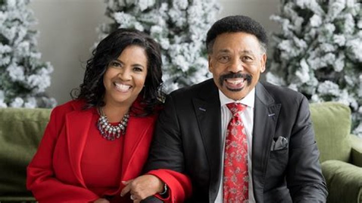Tony Evans Biography, Age, Height, Wife, Net Worth, Family