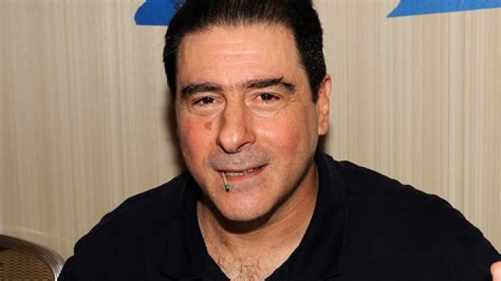 Tony Ganios biografía, edad, altura, esposo, net worth, familia