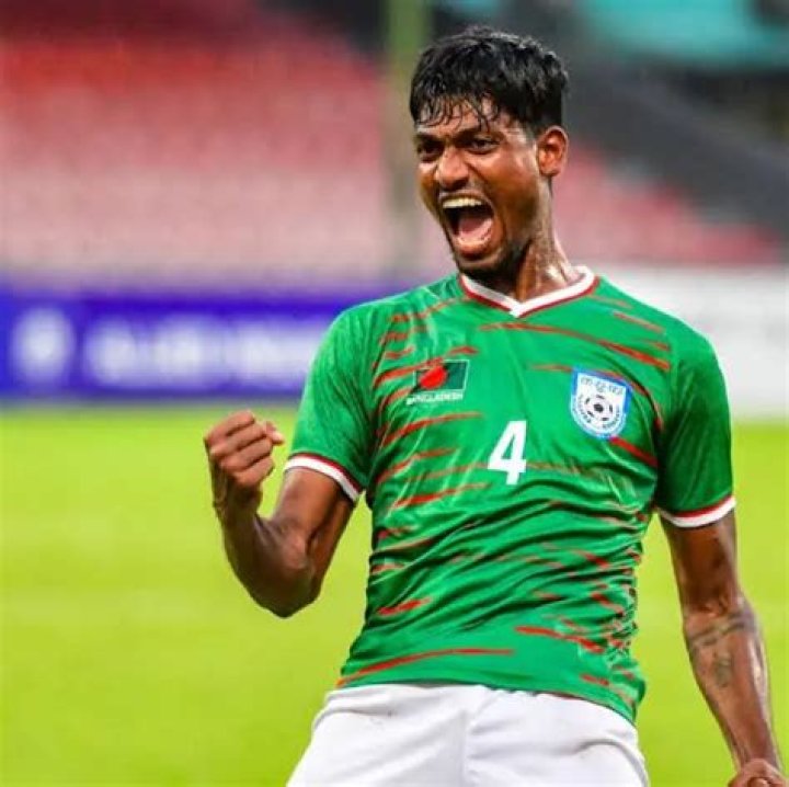 Topu Barman Biography, Age, Height, Wife, Net Worth, Family