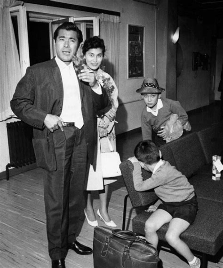 Toshirô Mifune Biography, Age, Height, Wife, Net Worth, Family