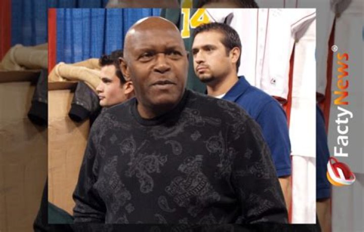 Vida Blue Biography, Age, Height, Wife, Net Worth, Family