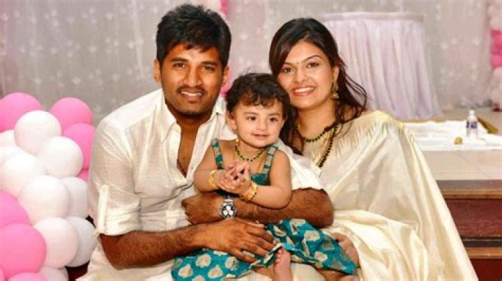 Vijay Yesudas Biography, Age, Height, Wife, Net Worth, Family