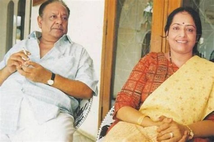 Vijaya Nandasiri Biography, Age, Height, Wife, Net Worth, Family
