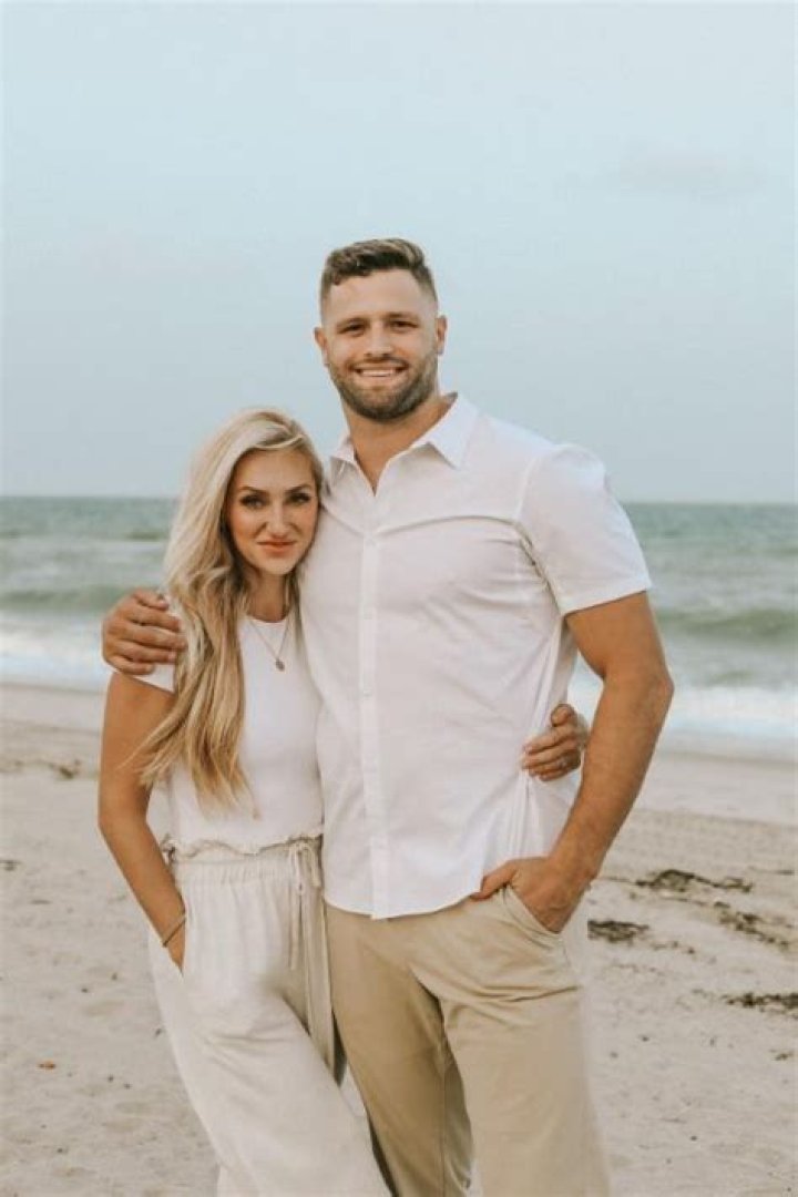 Vince Biegel Biography, Age, Height, Wife, Net Worth, Family