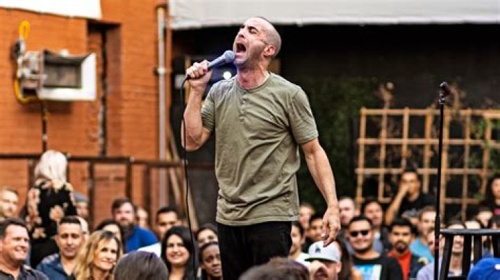 Vincent Oshana biografía, edad, altura, esposo, net worth, familia