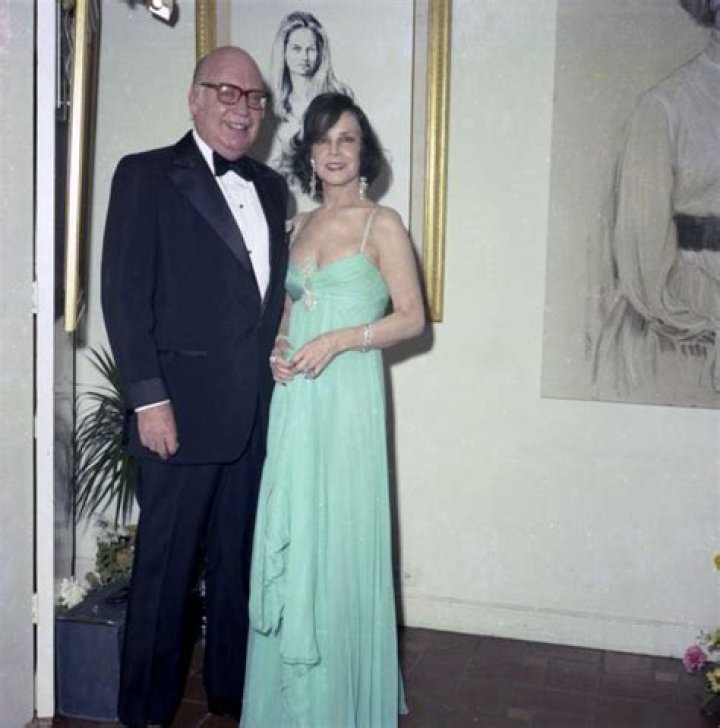 W. Horace Schmidlapp Biography, Age, Height, Wife, Net Worth and Family
