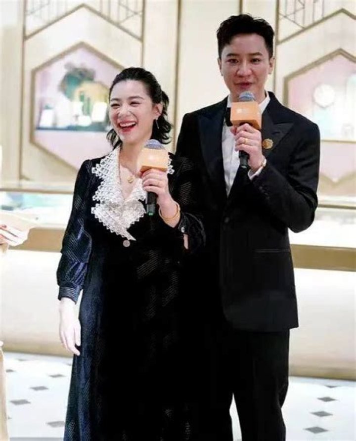 Xuan Liu Biography, Age, Height, Husband, Net Worth, Family