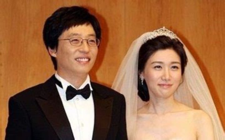 Yoo Jae-myung Biography, Age, Height, Wife, Net Worth, Family
