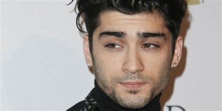 Zayn Malik Biography, Age, Height, Wife, Net Worth, Family