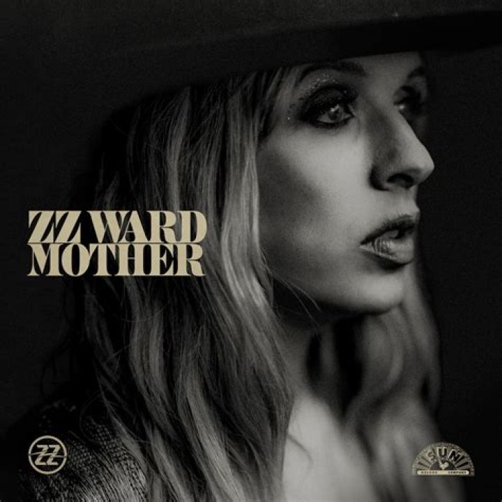 ZZ Ward biografía, edad, altura, esposa, net worth, familia